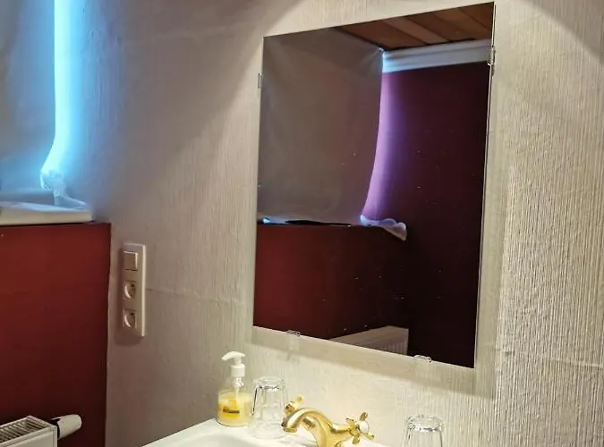 Backpackers - Comfortable But Not 5 Stars! 民宿