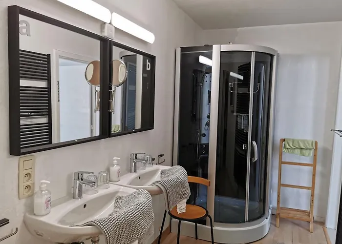 Backpackers - Comfortable But Not 5 Stars! * أوستيند