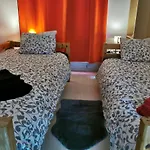 Backpackers - Comfortable But Not 5 Stars! * Oostende